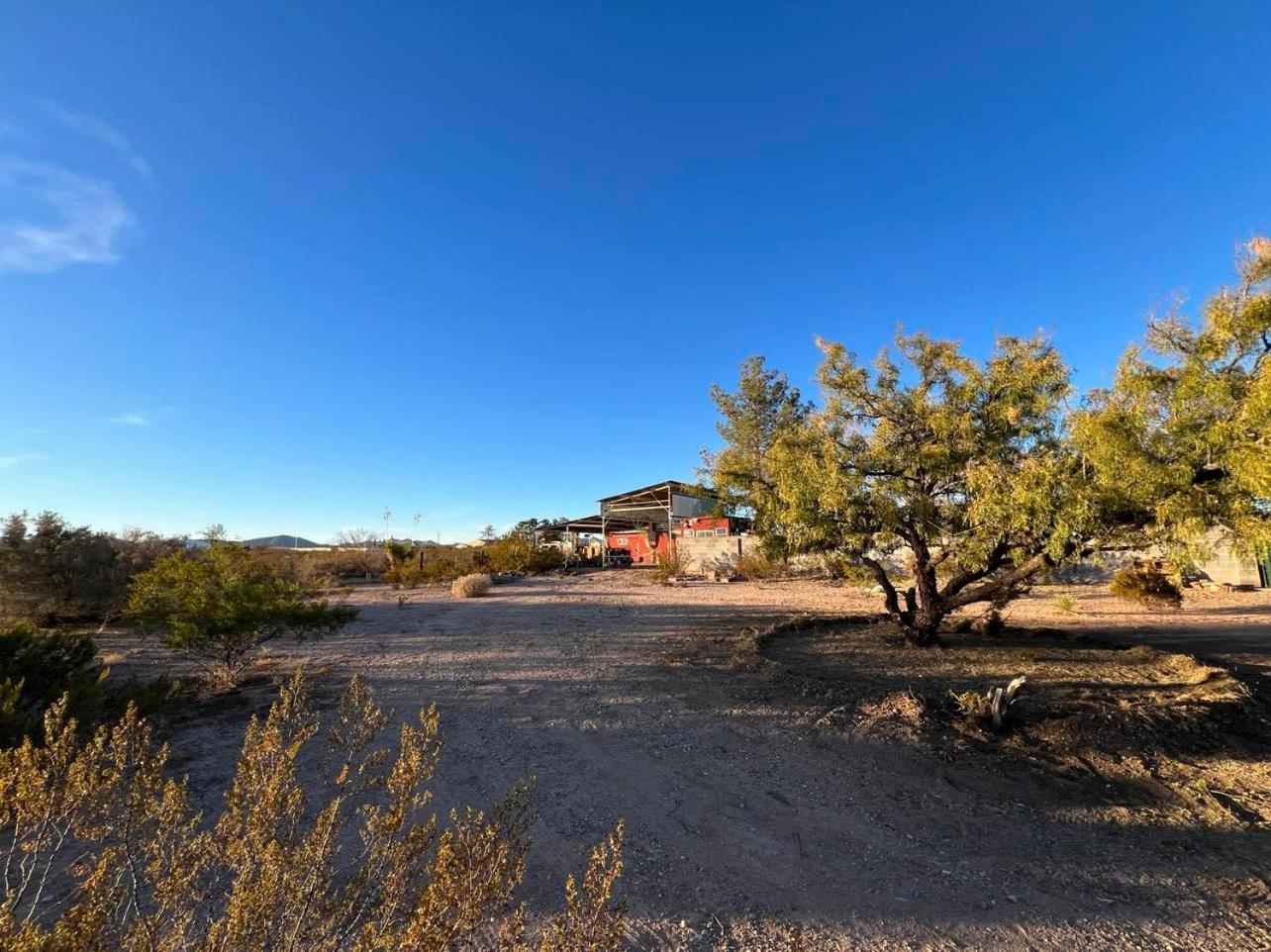 Hole In The Wall Getaway - Usa Mexico Border Bed And Breakfast Columbus Eksteriør bilde