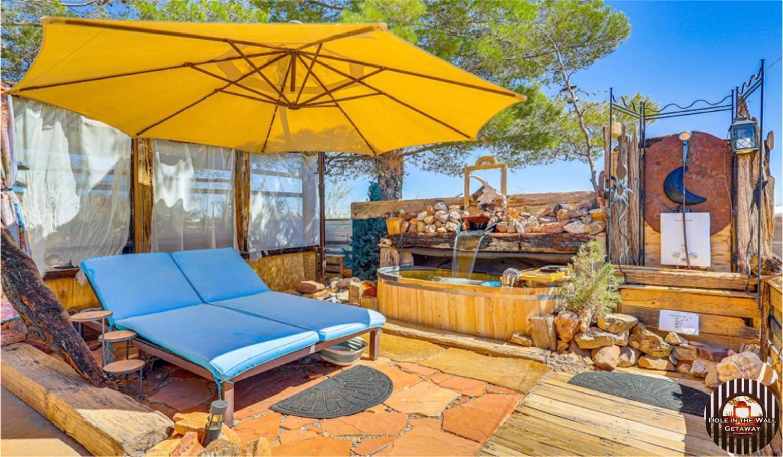 Hole In The Wall Getaway - Usa Mexico Border Bed And Breakfast Columbus Eksteriør bilde